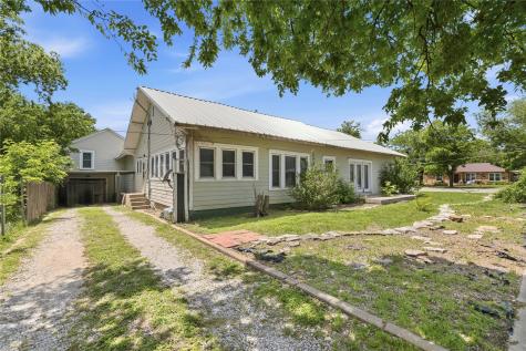 701 4TH Street Goldthwaite TX 76844
