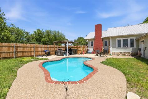 701 4th Street Goldthwaite TX 76844