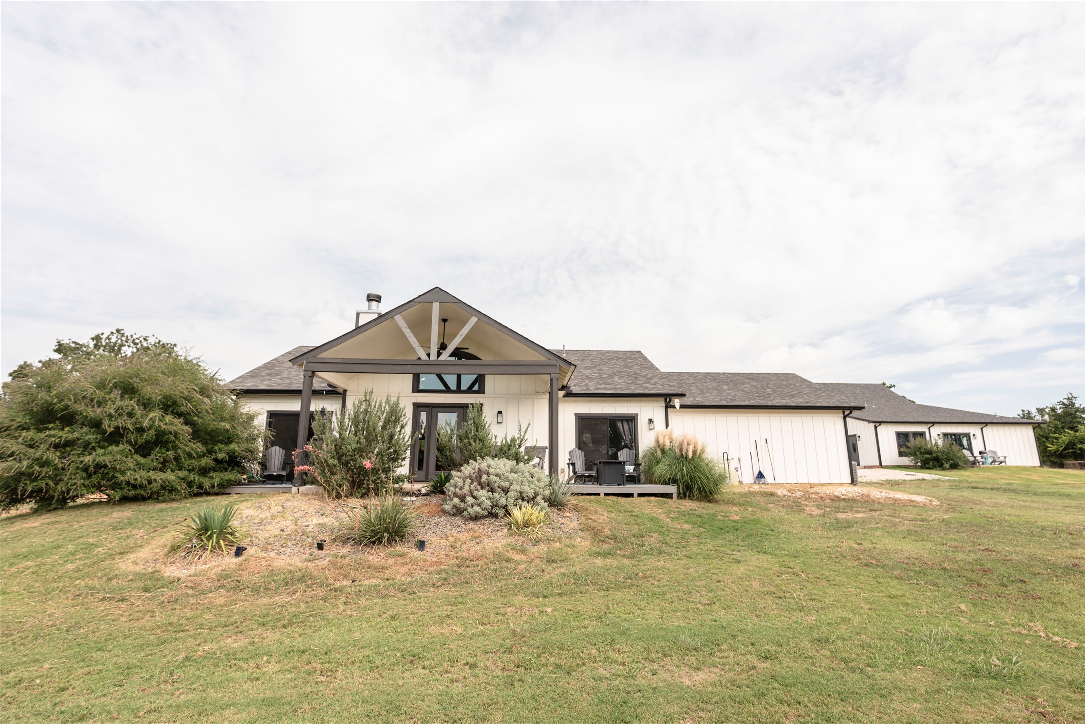 140 Lago Lane Nocona TX 76255