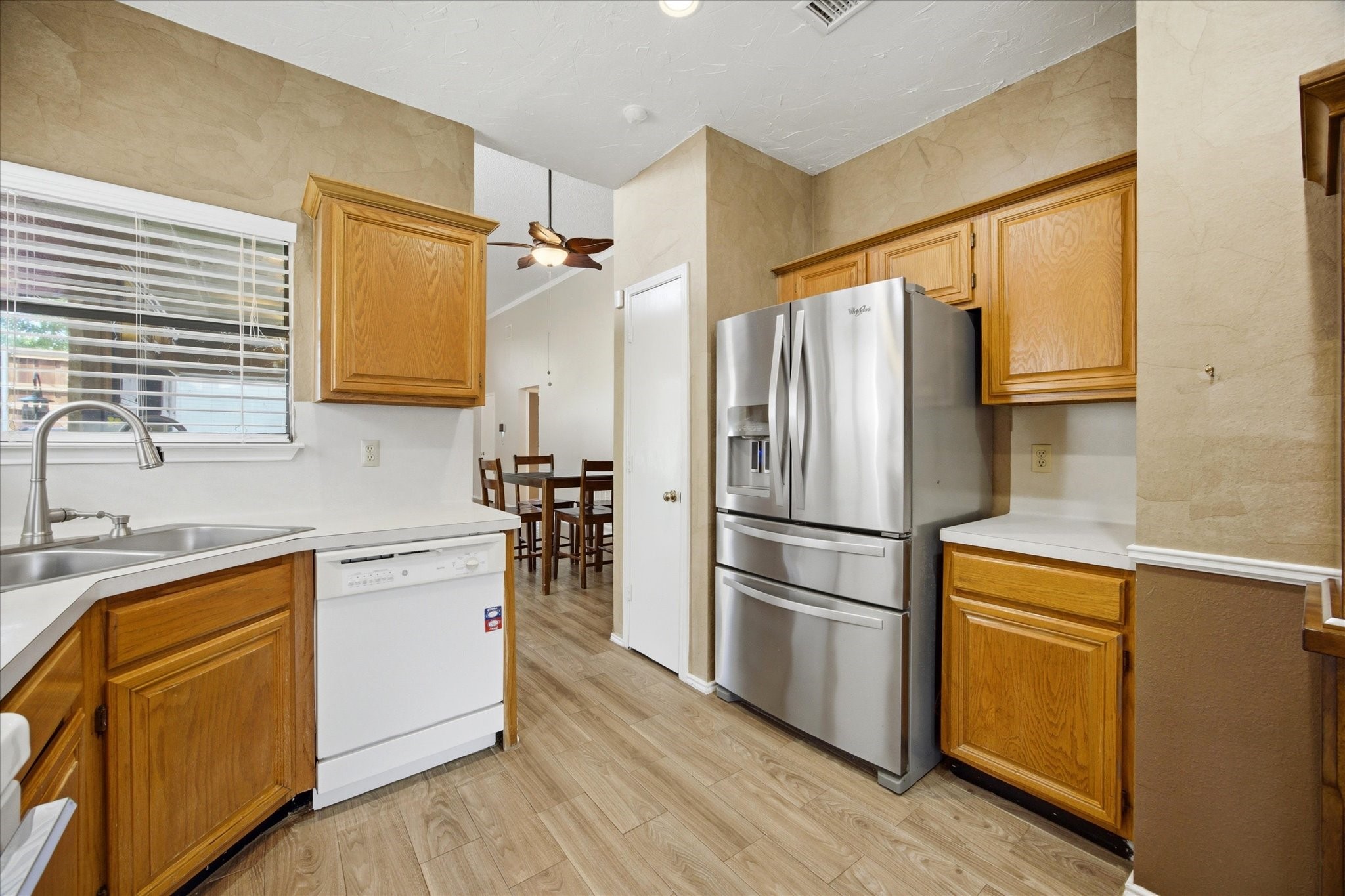 412 Seminary Ridge Mesquite TX 75149
