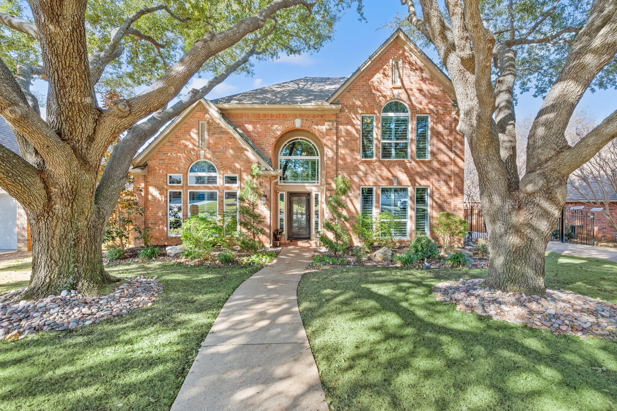 1093 Woodbriar Drive Grapevine TX 76051