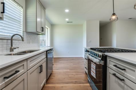 14217 Carla Drive Balch Springs TX 75180