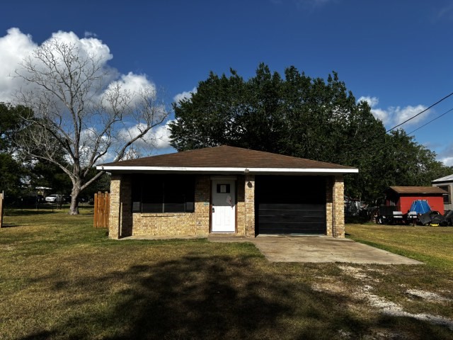 122 Rosa Street Edna TX 77957