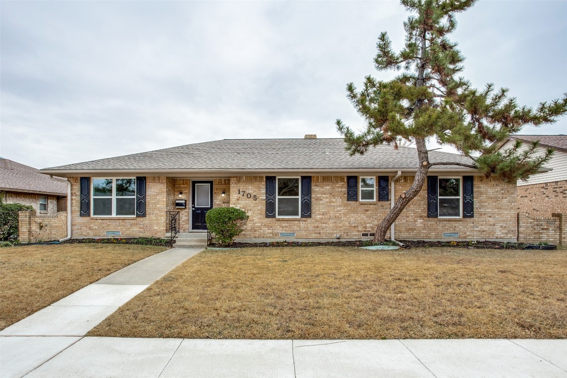 1705 Mayfield Avenue Garland TX 75041