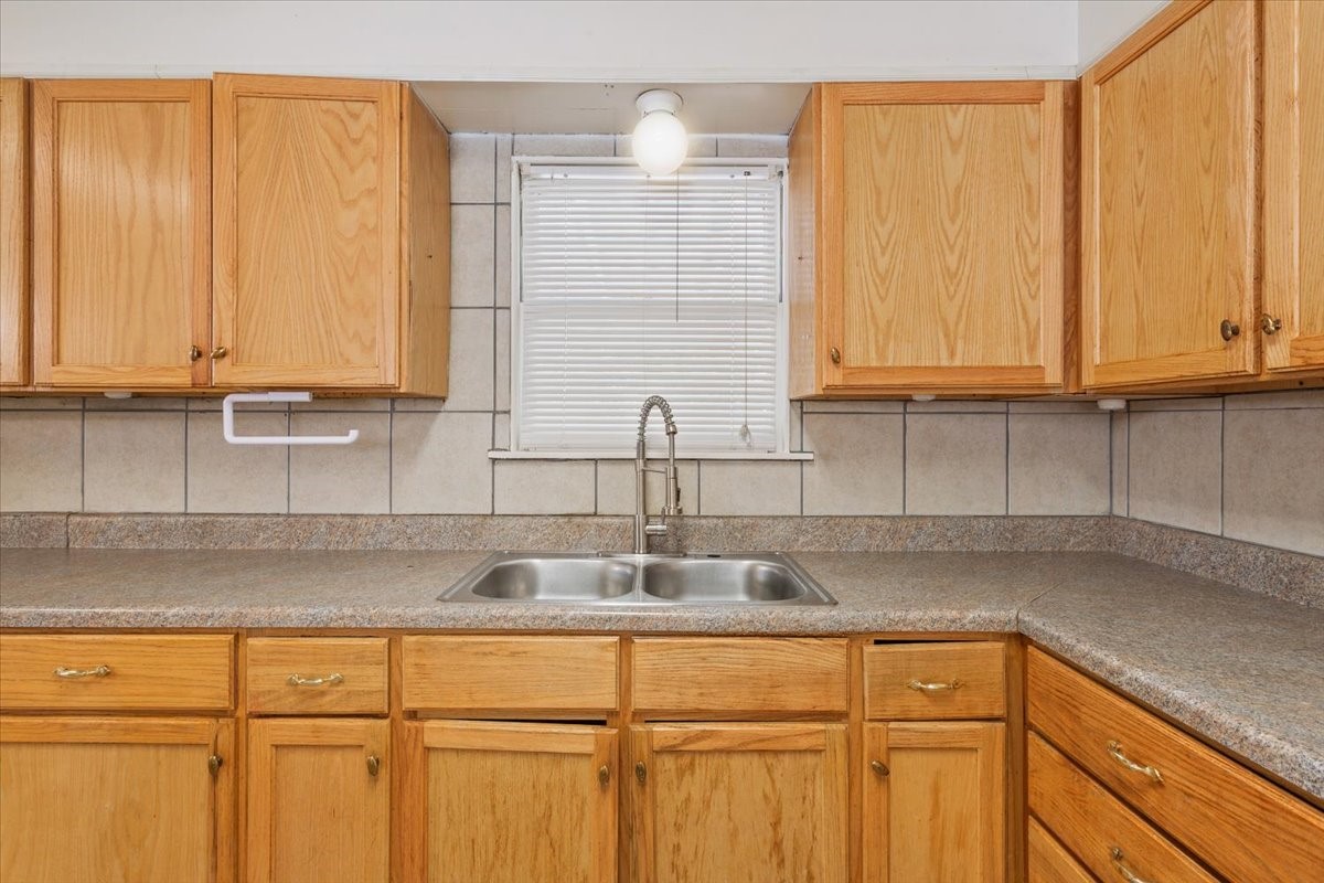 2424 S 26th Street Waco TX 76706