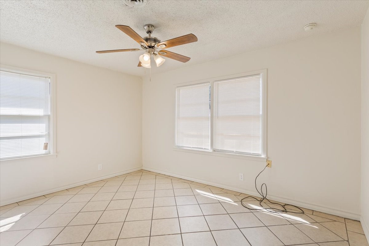 2424 S 26th Street Waco TX 76706