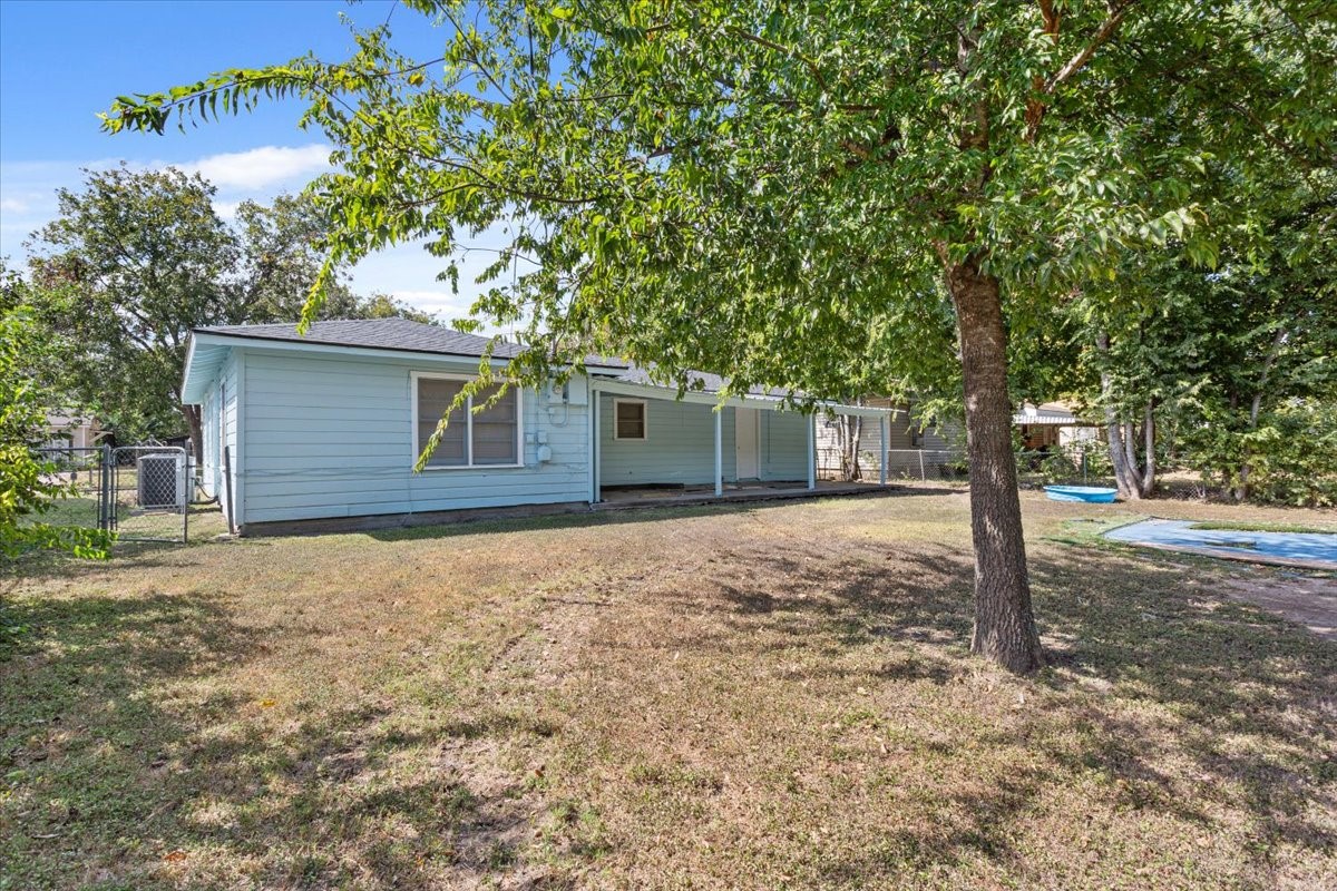 2424 S 26th Street Waco TX 76706