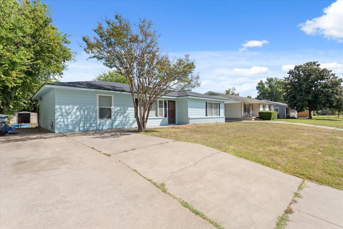 2424 S 26th Street Waco TX 76706
