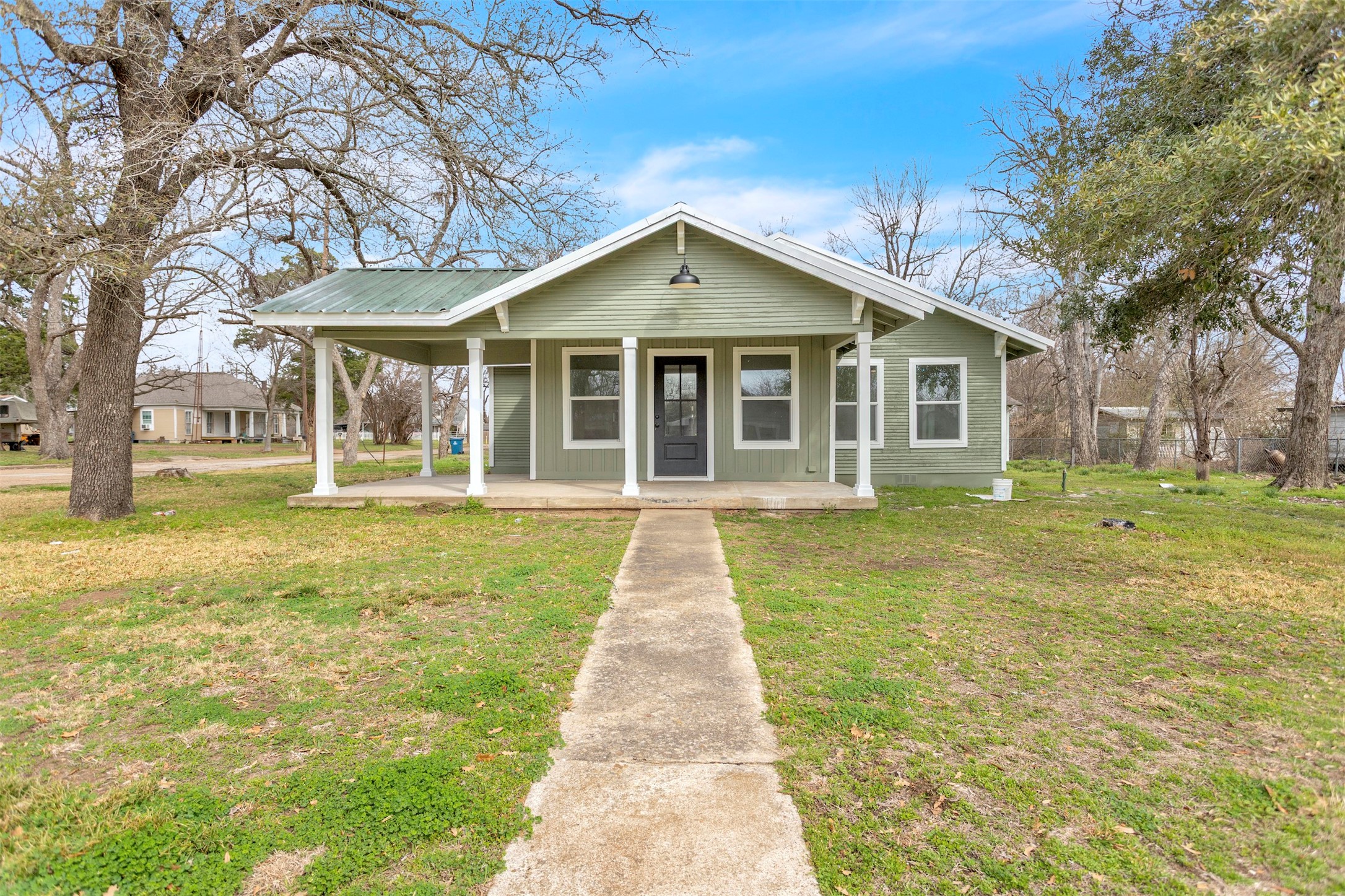 306 Comal Wortham TX 76693