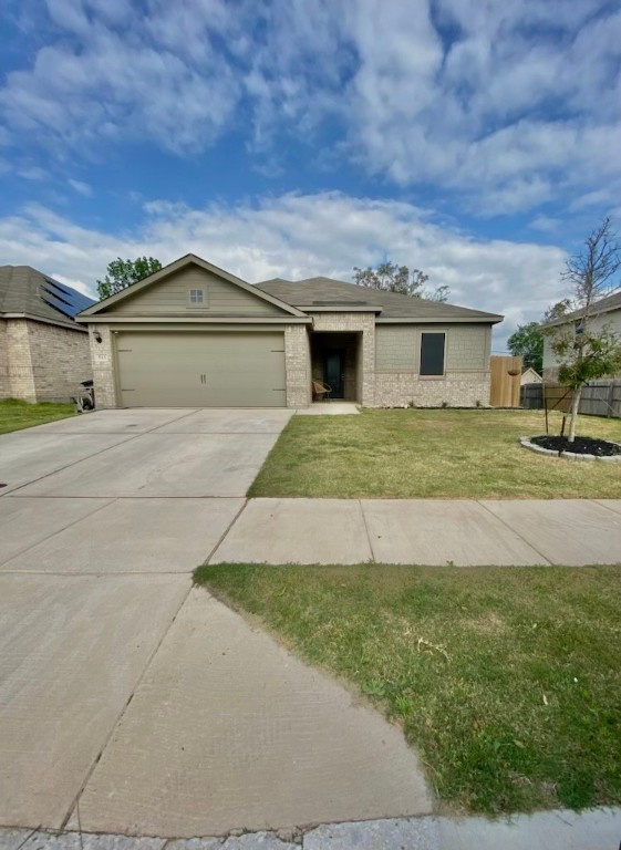 513 Cross Ridge Circle N Fort Worth TX 76120