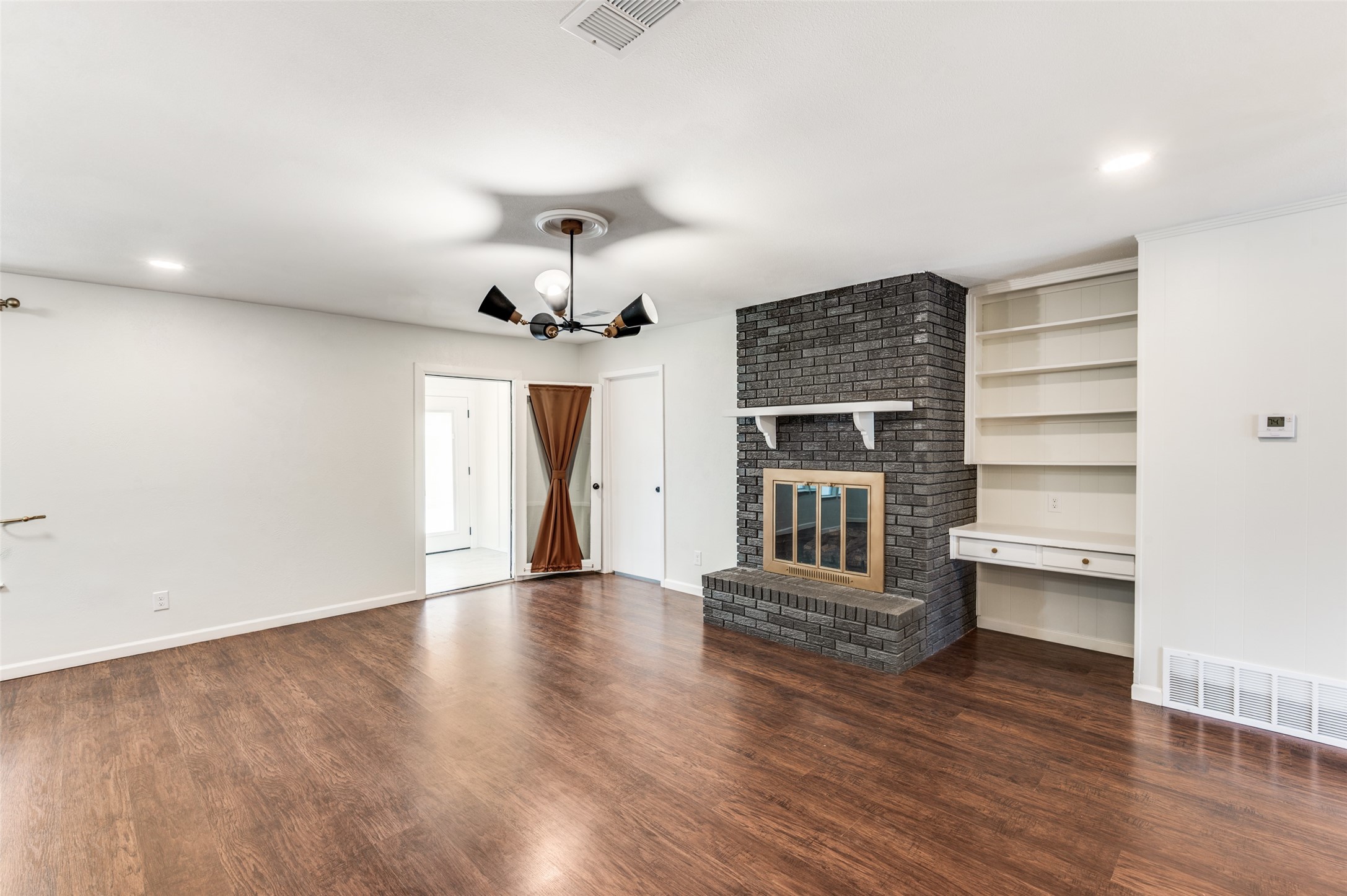 1318 E Windsor Drive Denton TX 76209