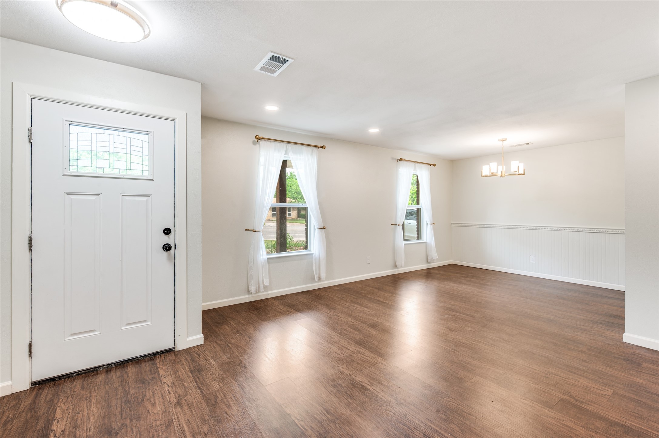 1318 E Windsor Drive Denton TX 76209