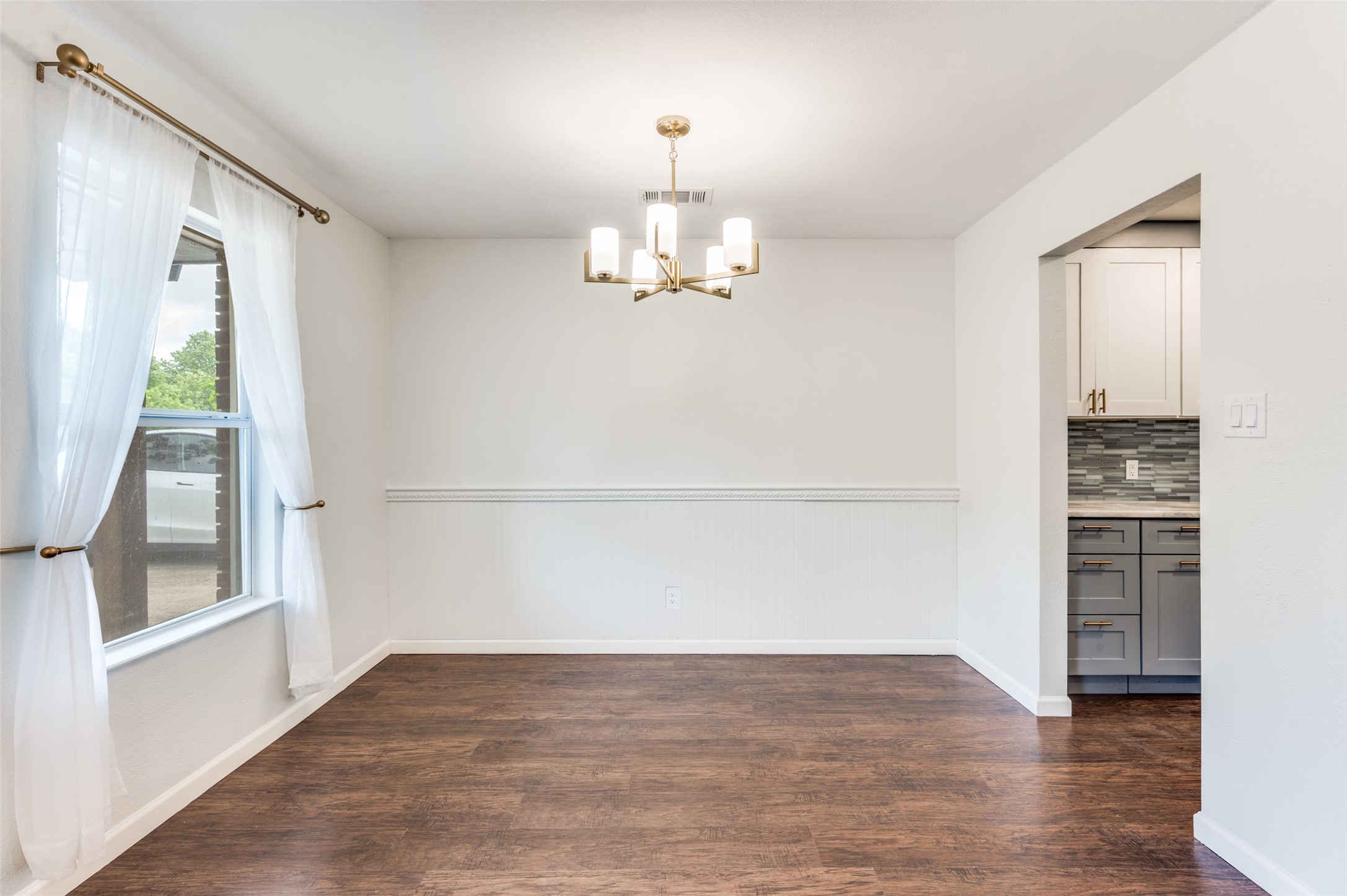 1318 E Windsor Drive Denton TX 76209