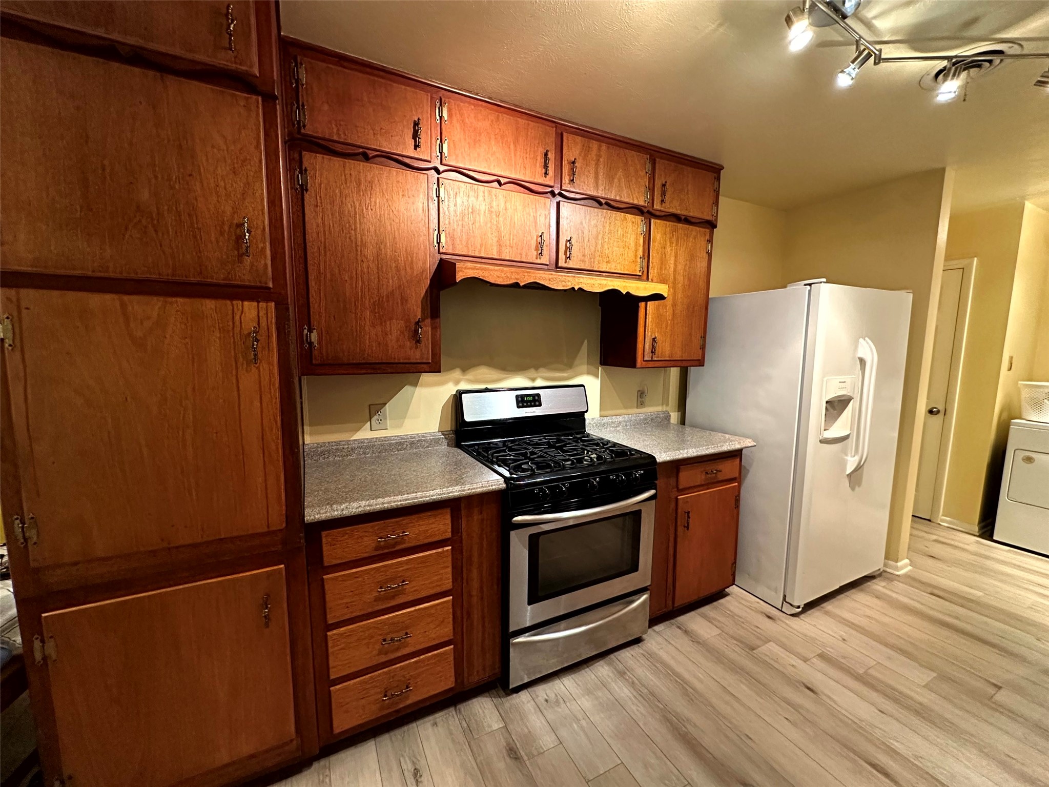 4517 Owendale Drive Benbrook TX 76116