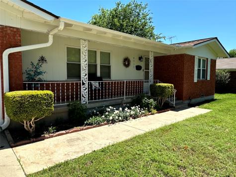 4517 Owendale Drive Benbrook TX 76116