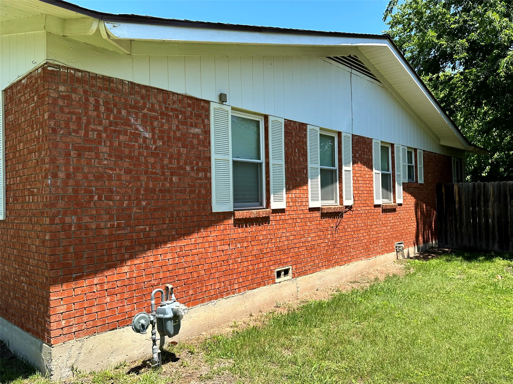 4517 Owendale Drive Benbrook TX 76116