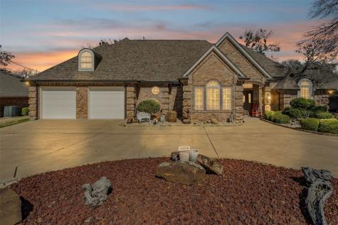 4226 Mojave Drive Granbury TX 76049