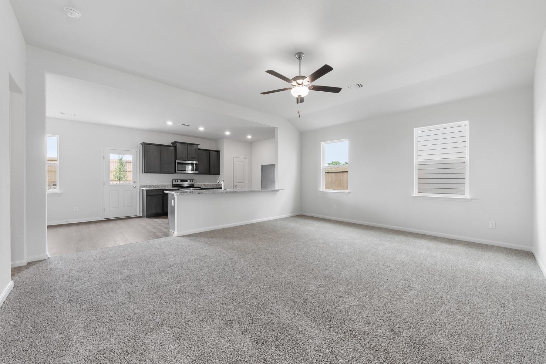 10109 Throttle Lane Fort Worth TX 76131