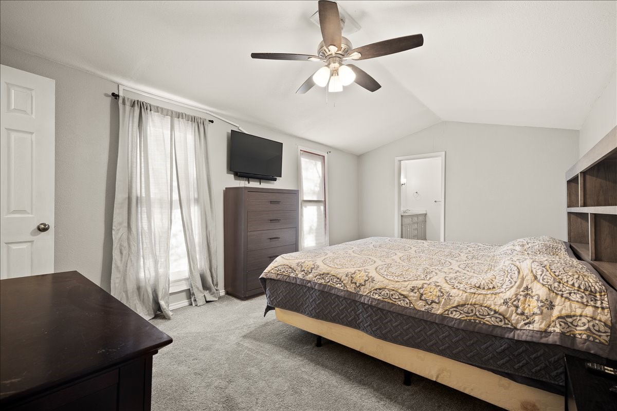 100 Sands Drive Azle TX 76020