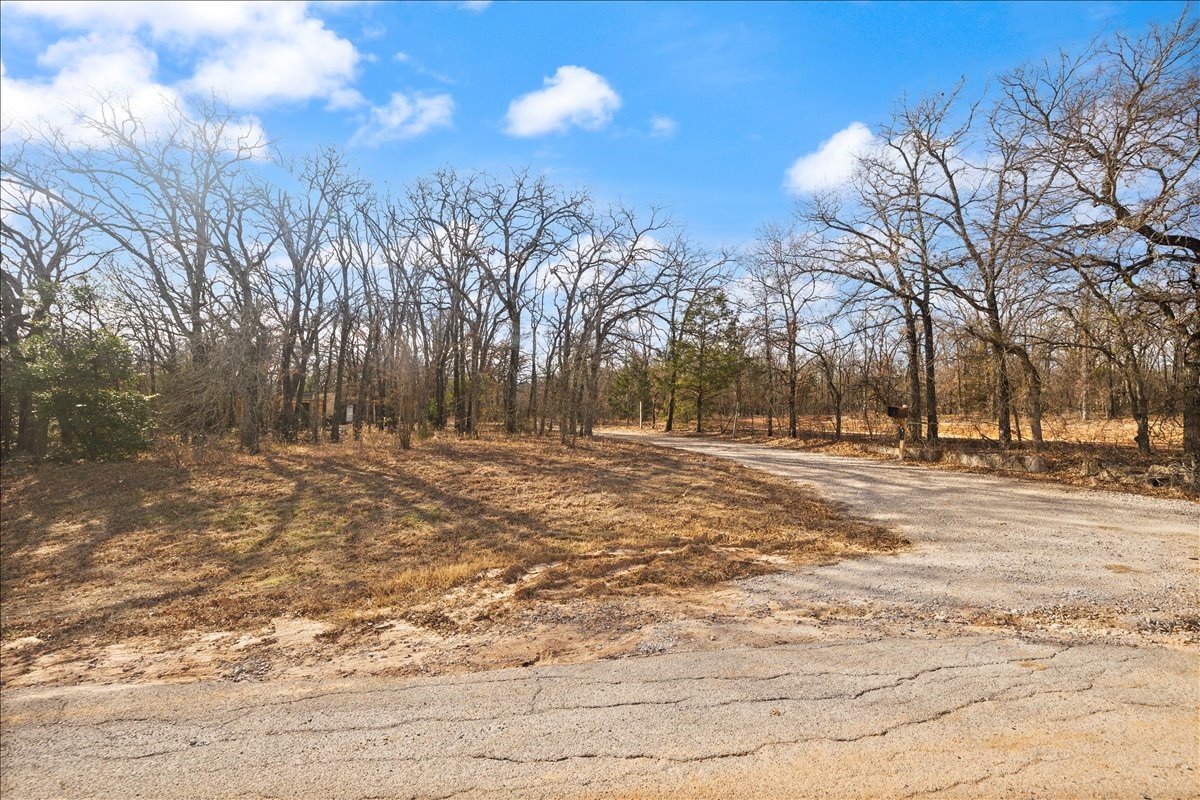 100 Sands Drive Azle TX 76020