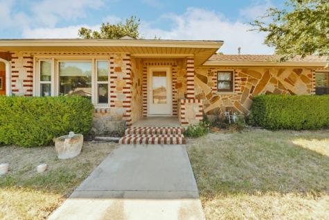1401 S Hatcher Street Decatur TX 76234