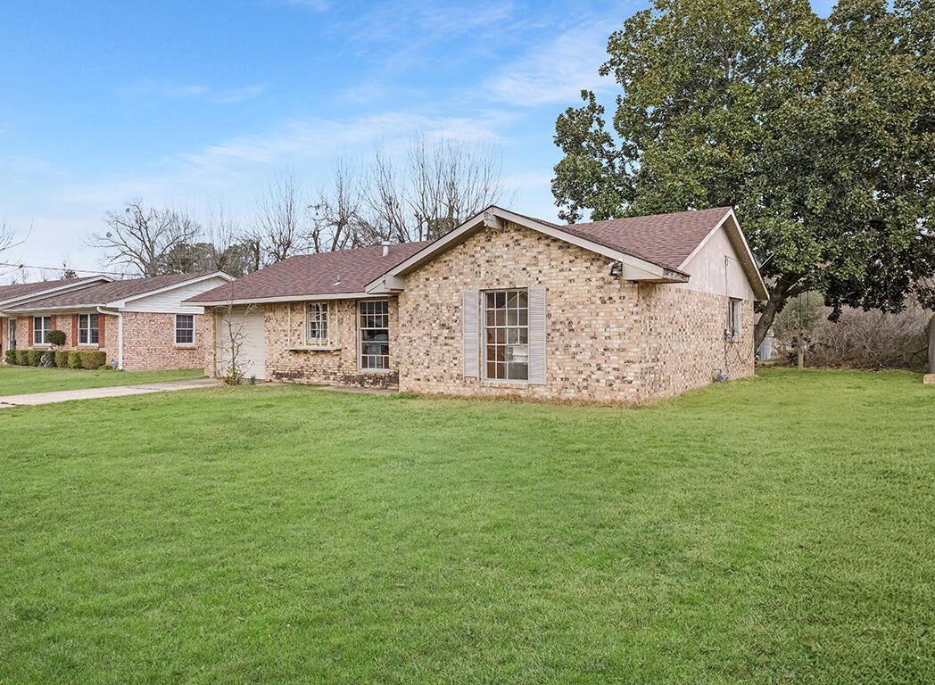 2003 Ashley Texarkana TX 75501