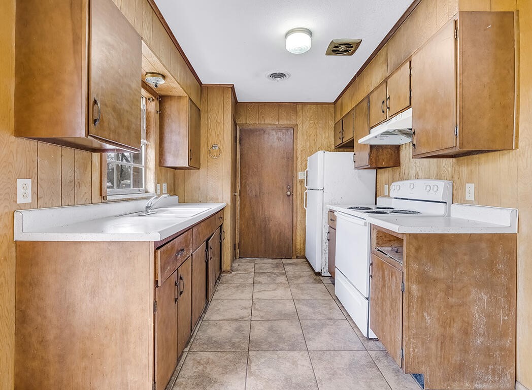 2003 Ashley Texarkana TX 75501