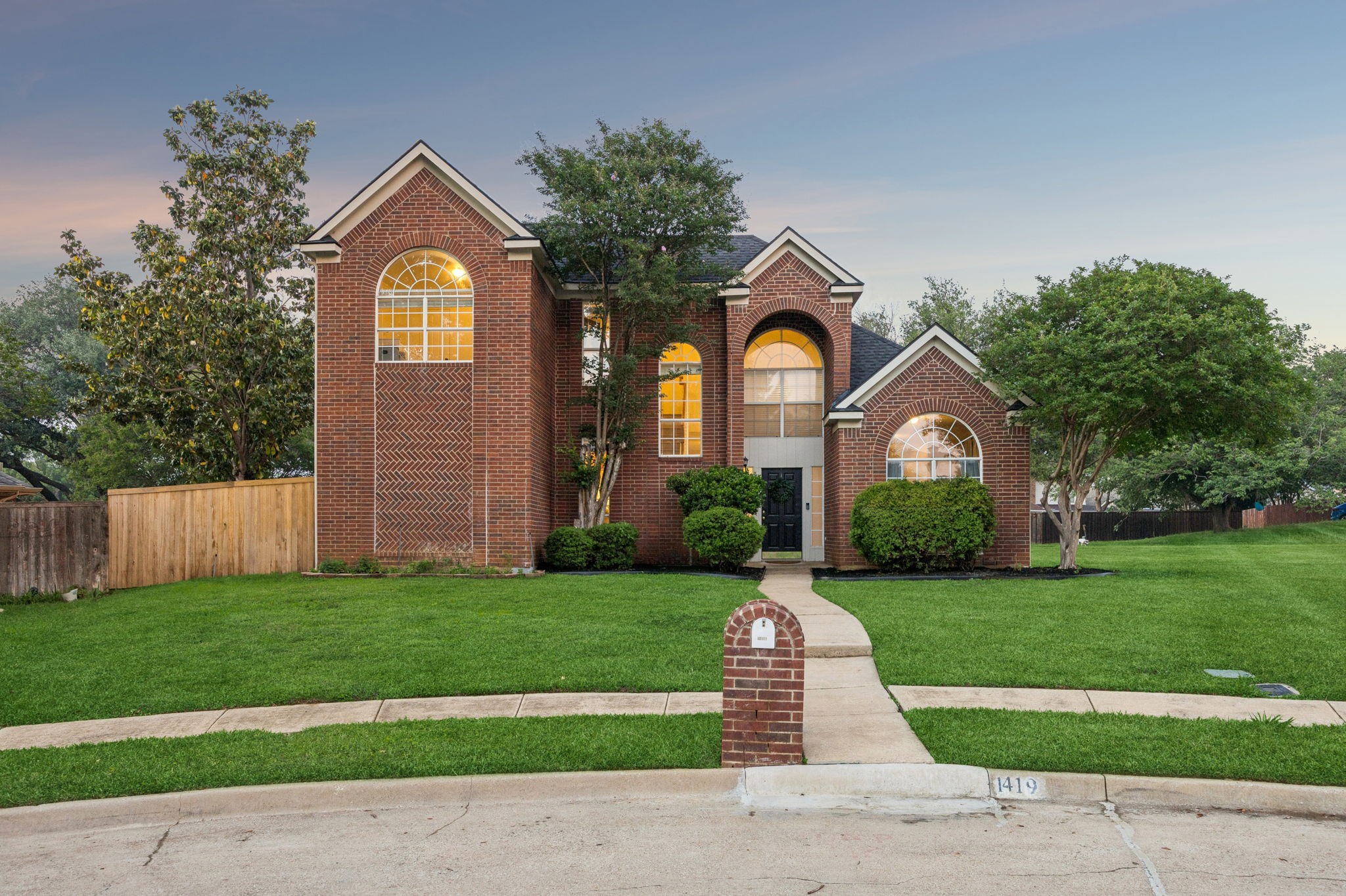 1419 Bogard Lane Lewisville TX 75077