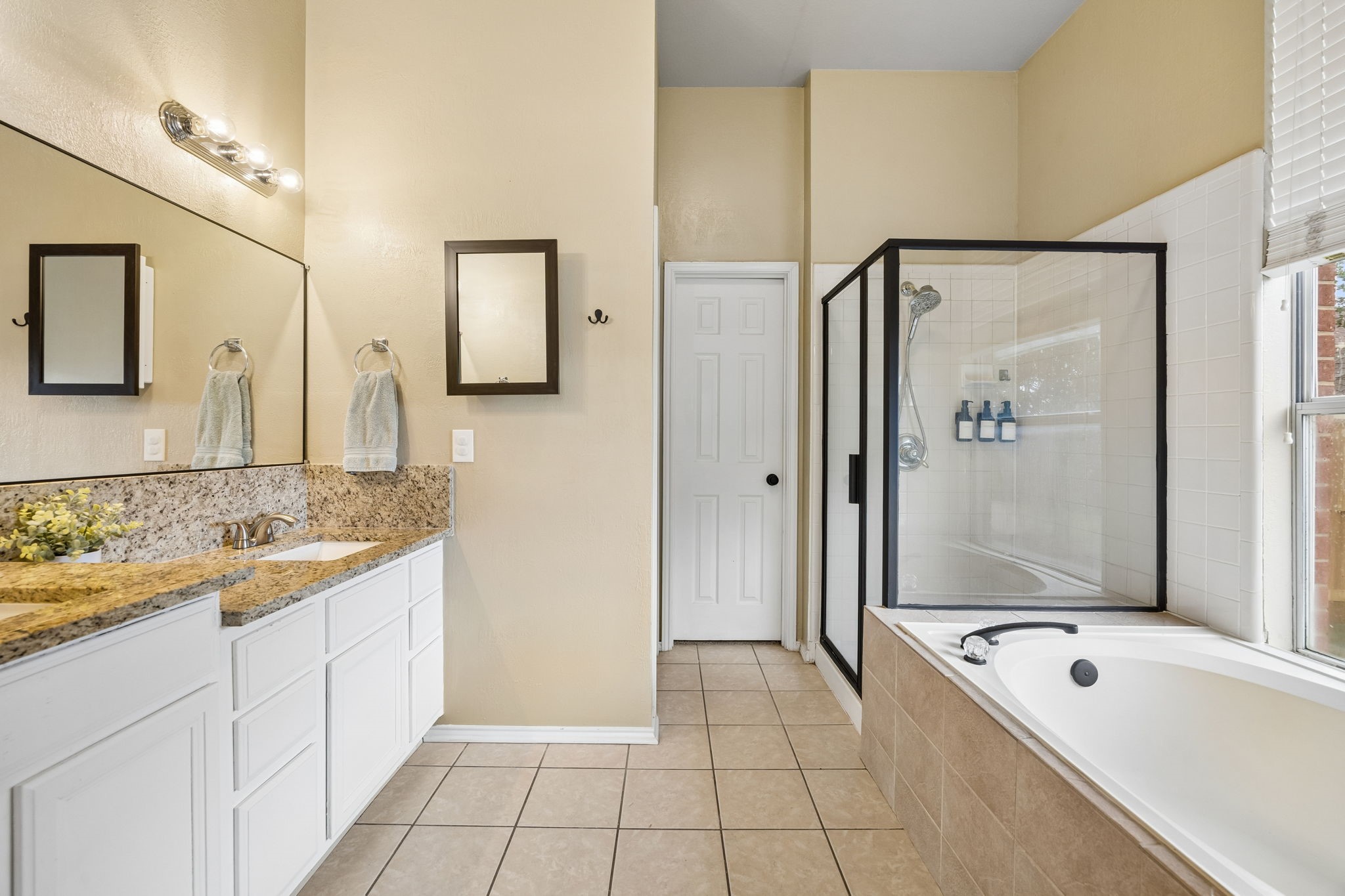 1419 Bogard Lane Lewisville TX 75077