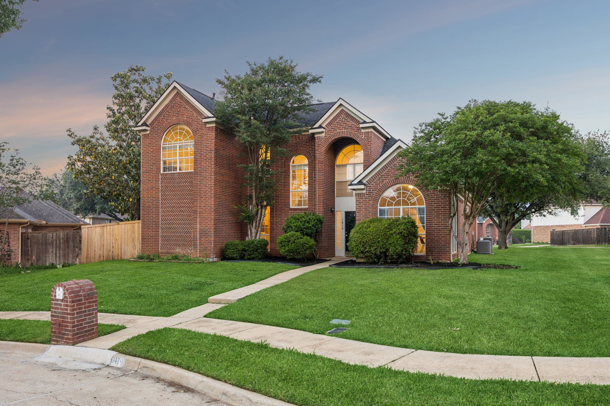 1419 Bogard Lane Lewisville TX 75077