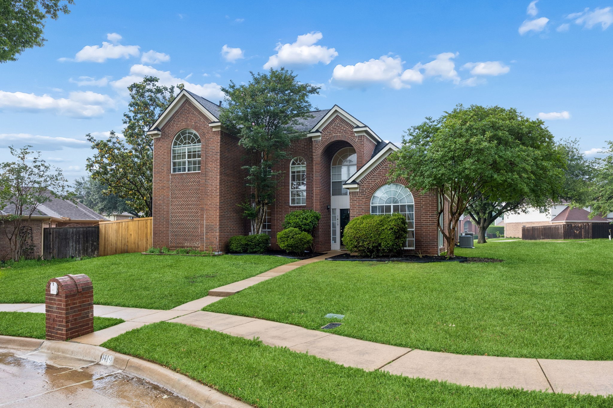 1419 Bogard Lane Lewisville TX 75077