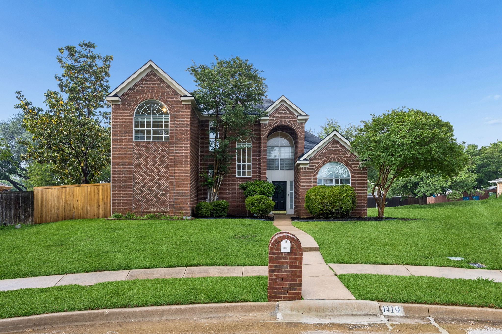 1419 Bogard Lane Lewisville TX 75077
