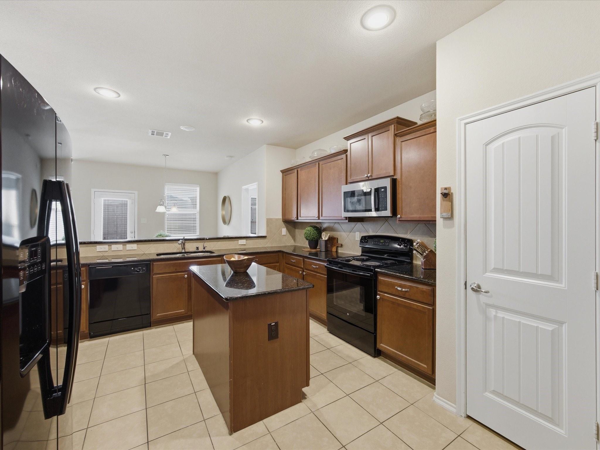 8716 Sierra Trail Cross Roads TX 76227