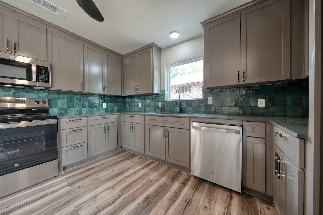 1221 Chateau Lane Hideaway TX 75771