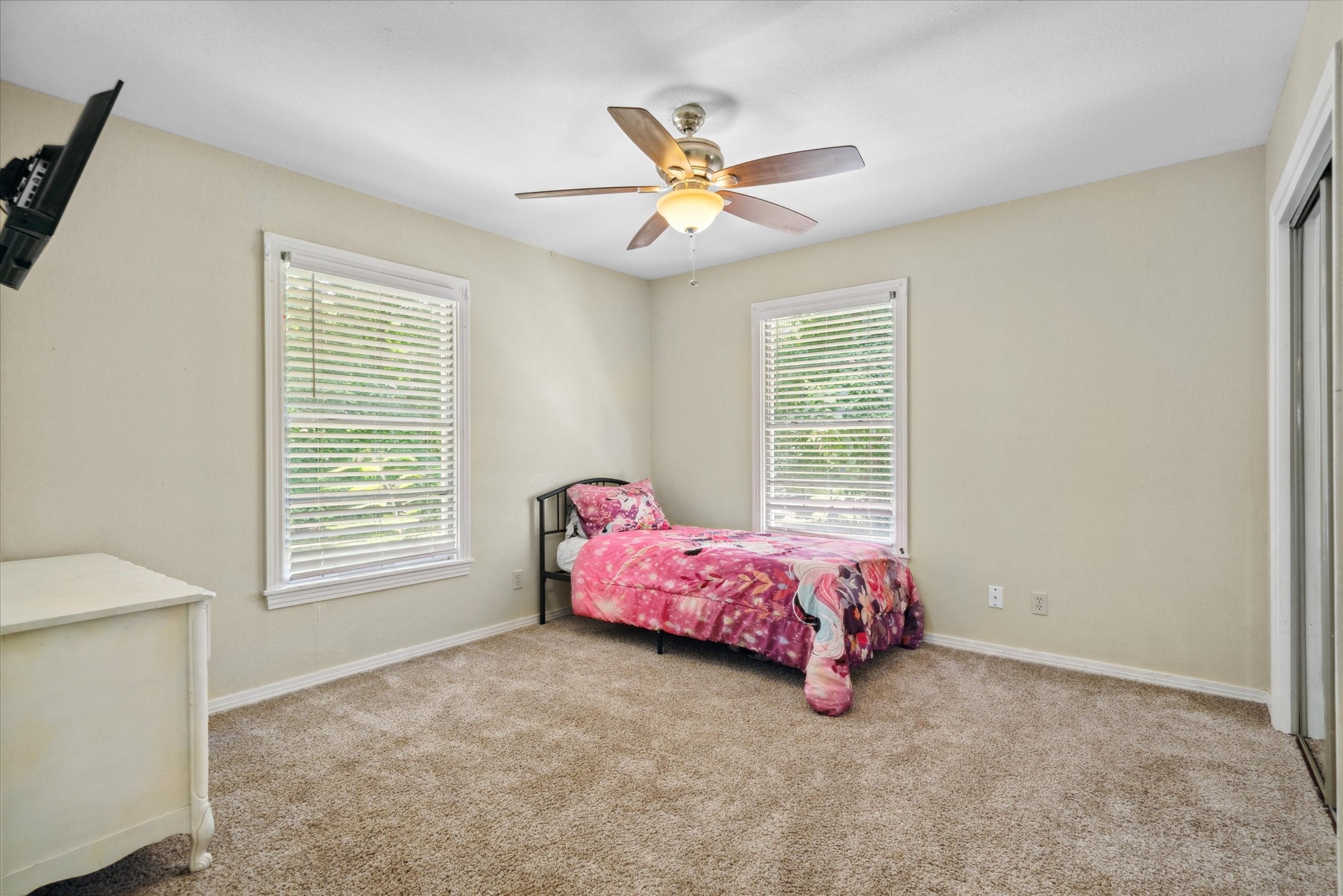 189 S Pine Street Van TX 75790