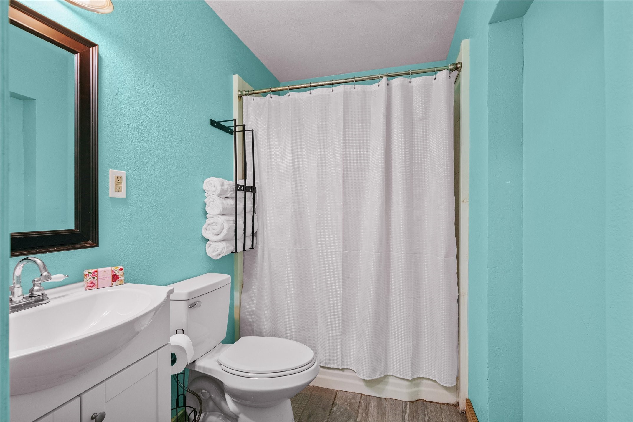 189 S Pine Street Van TX 75790