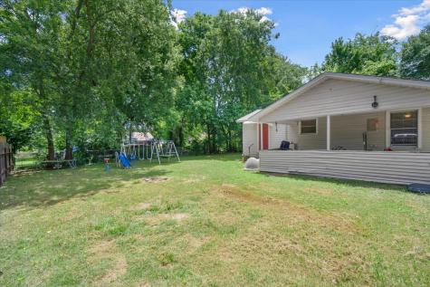189 S Pine Street Van TX 75790