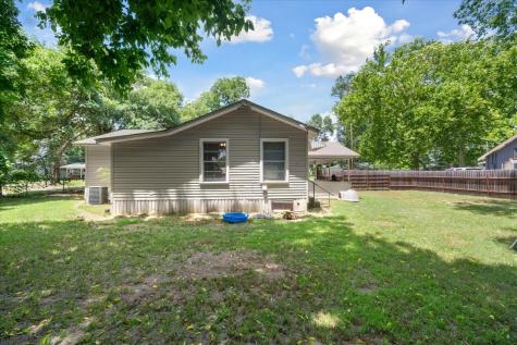 189 S Pine Street Van TX 75790