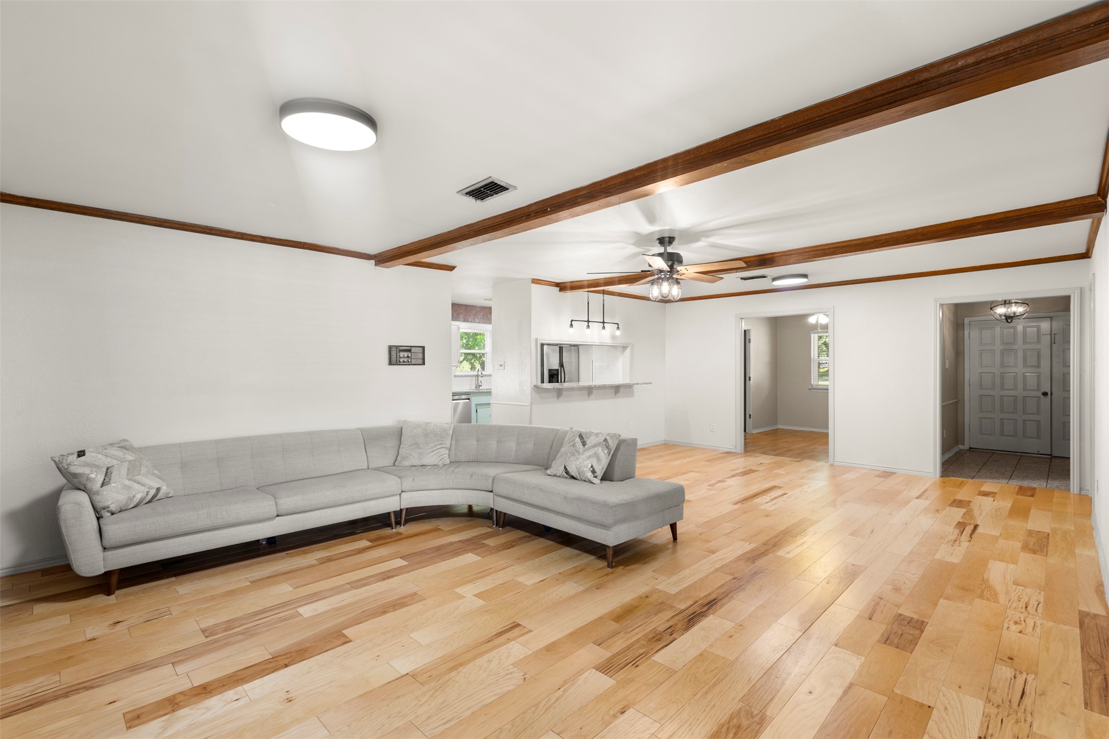 103 Cedar Drive Oak Leaf TX 75154