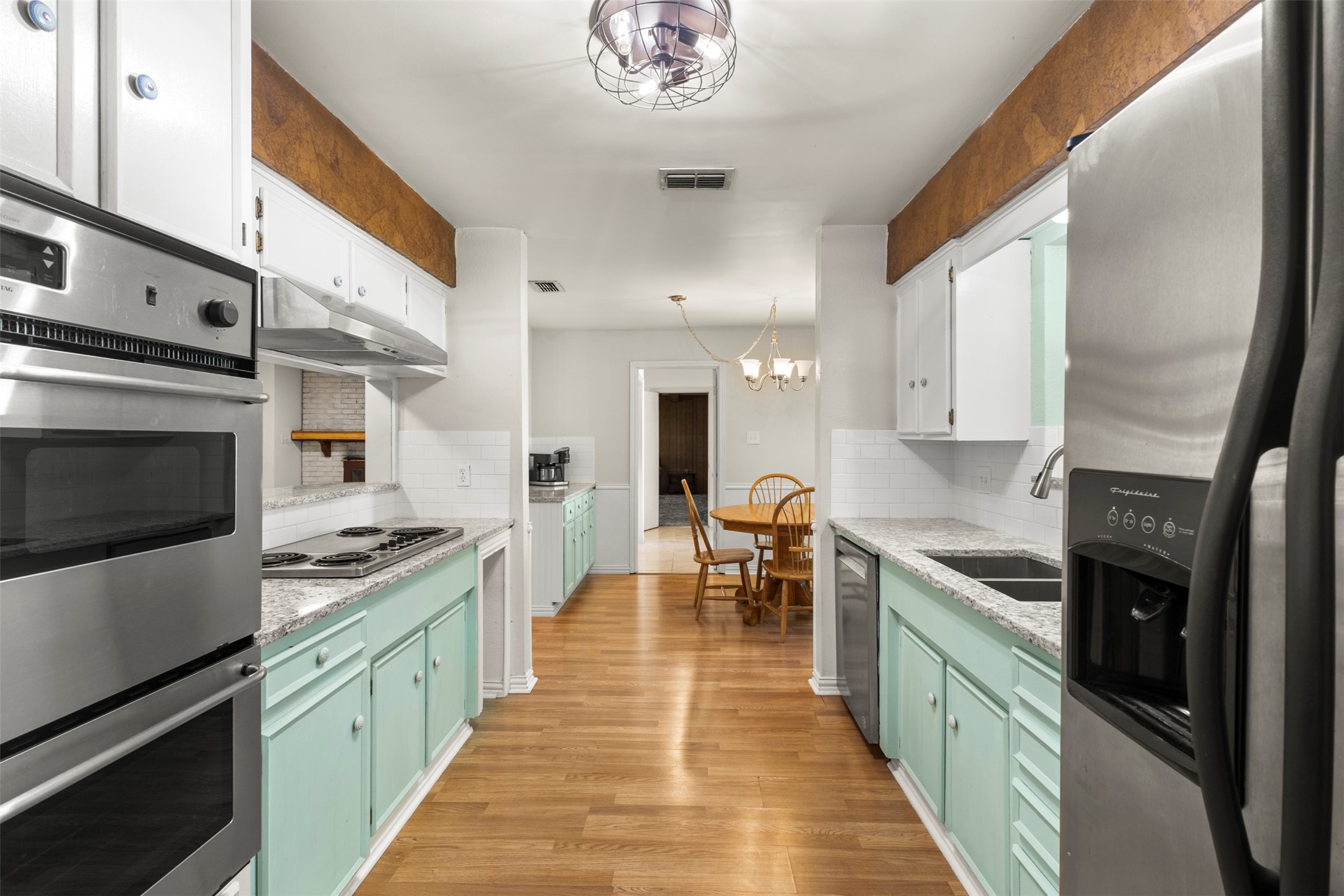 103 Cedar Drive Oak Leaf TX 75154