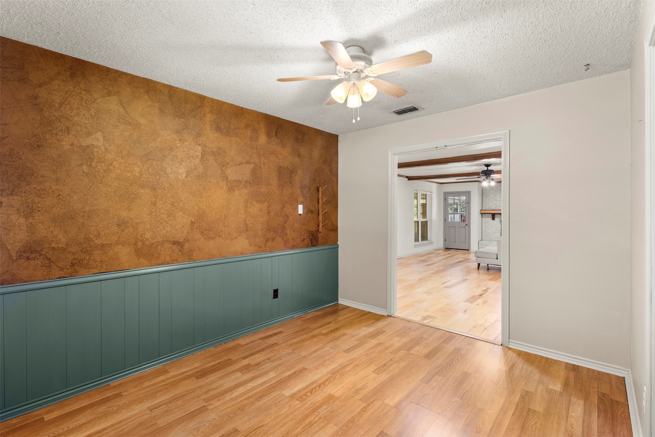 103 Cedar Drive Oak Leaf TX 75154