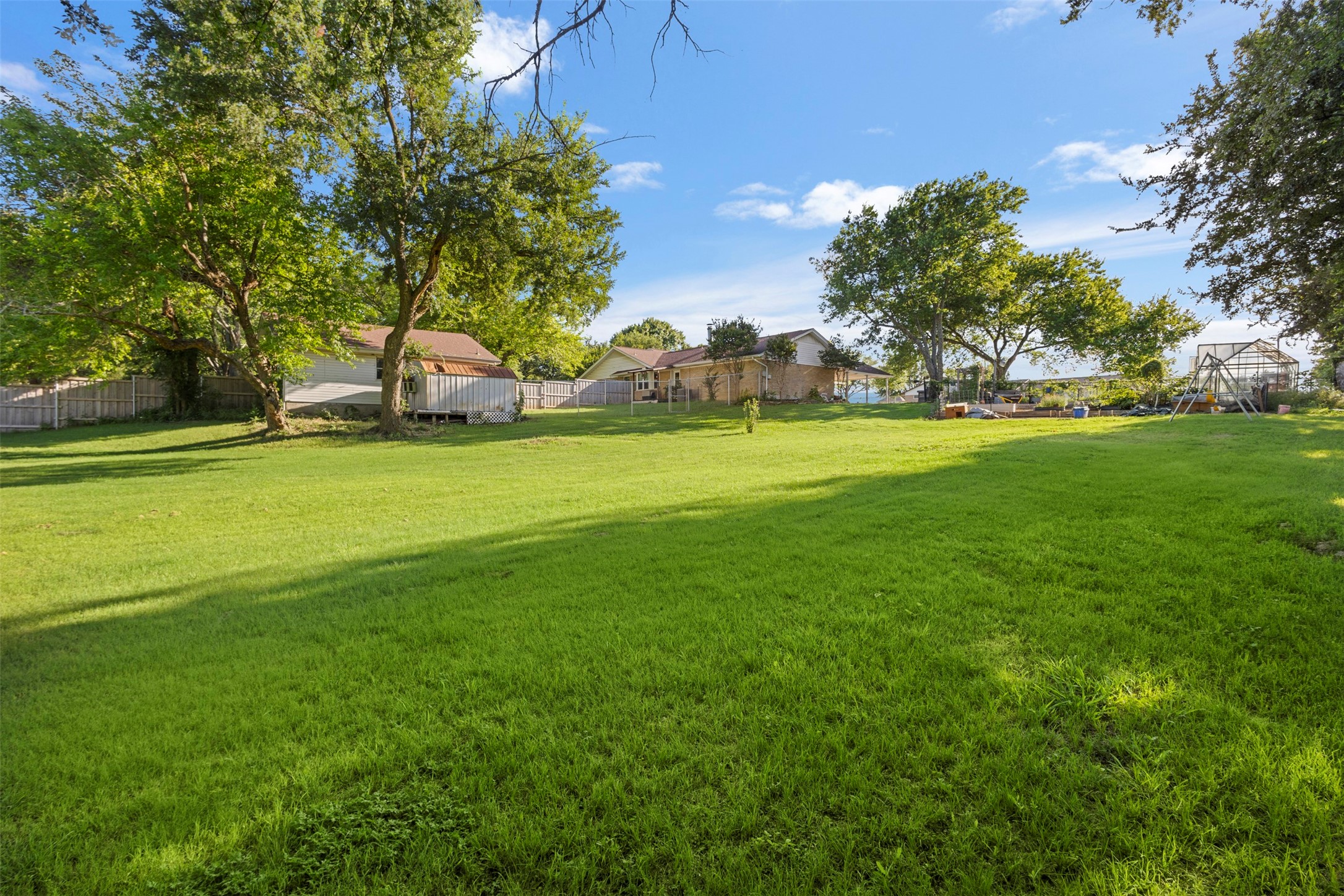 103 Cedar Drive Oak Leaf TX 75154