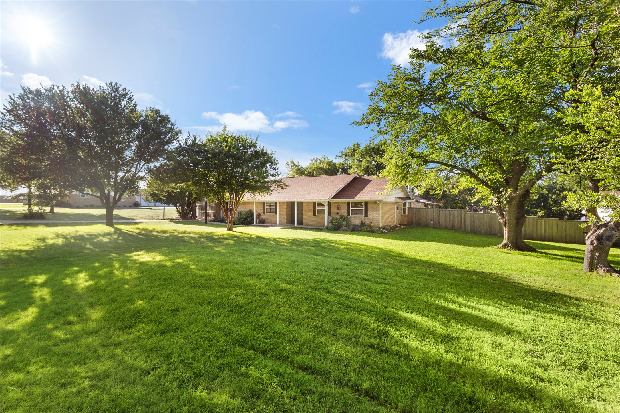 103 Cedar Drive Oak Leaf TX 75154