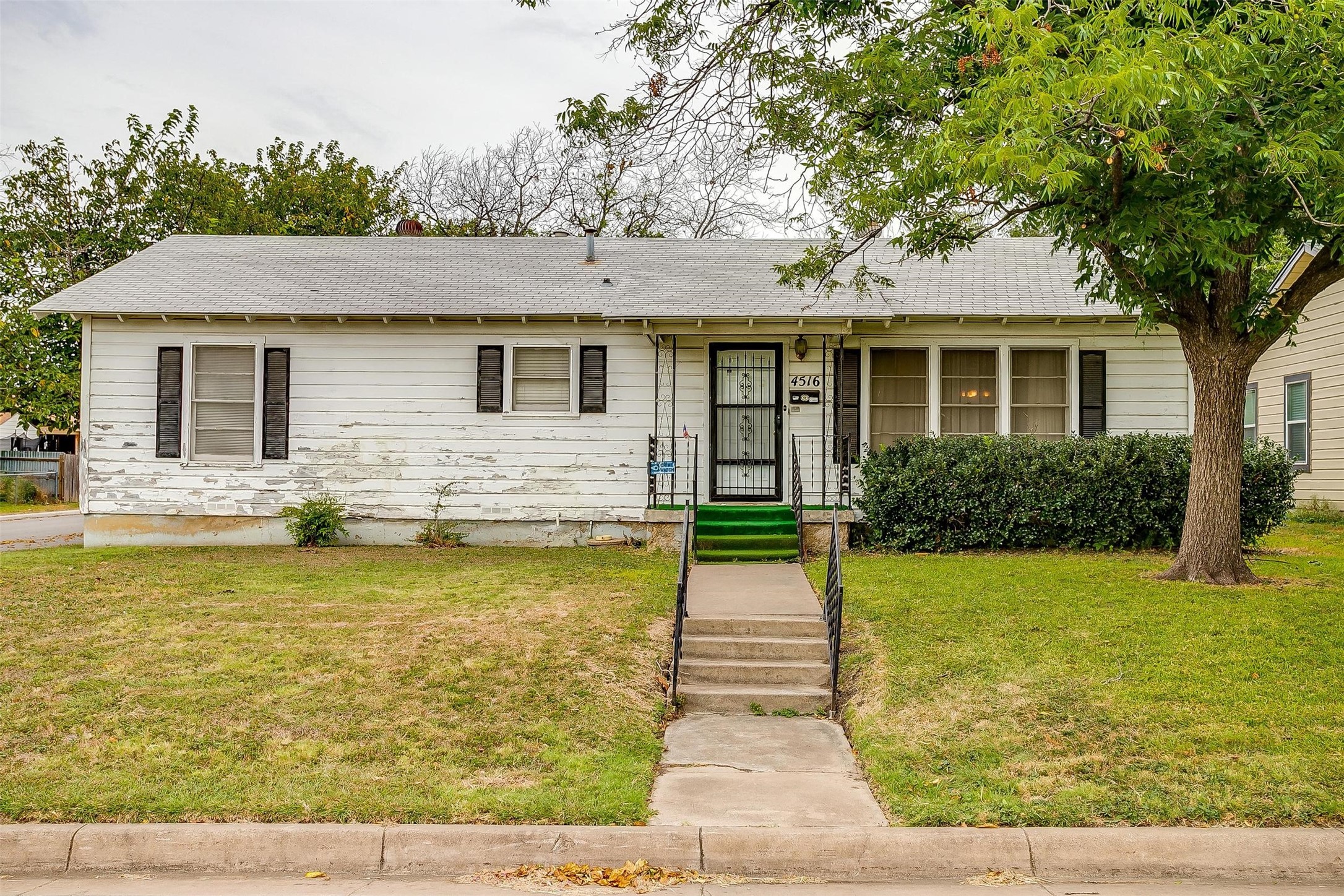 4516 Pleasant Street Fort Worth TX 76115