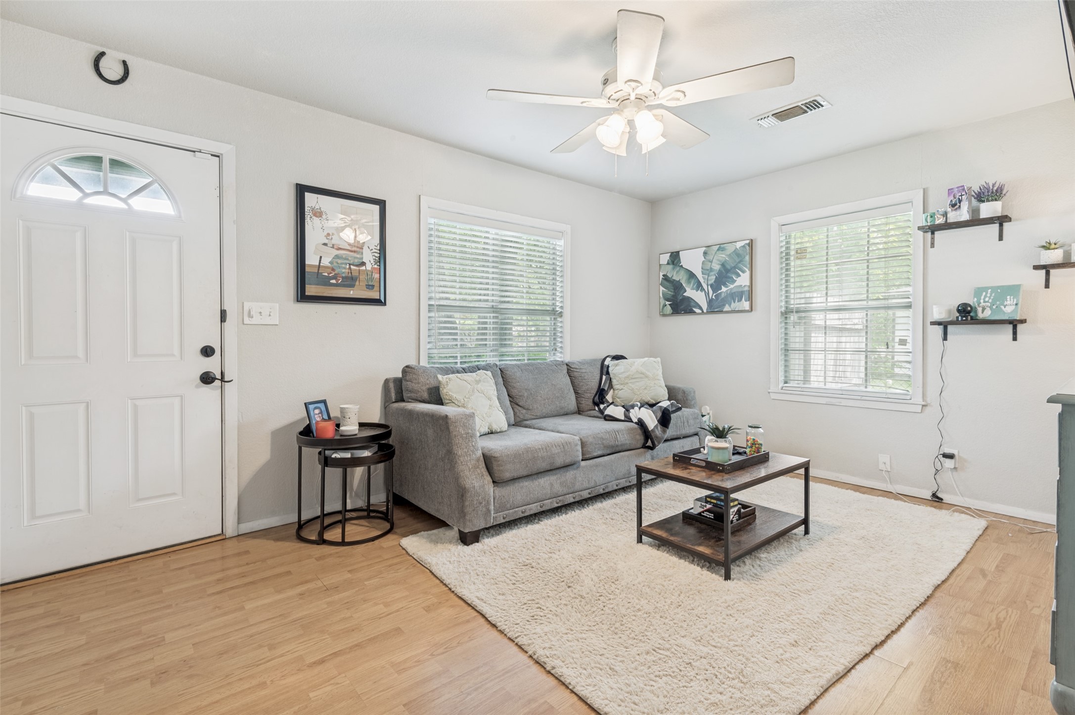 2418 W 5th Street Irving TX 75060