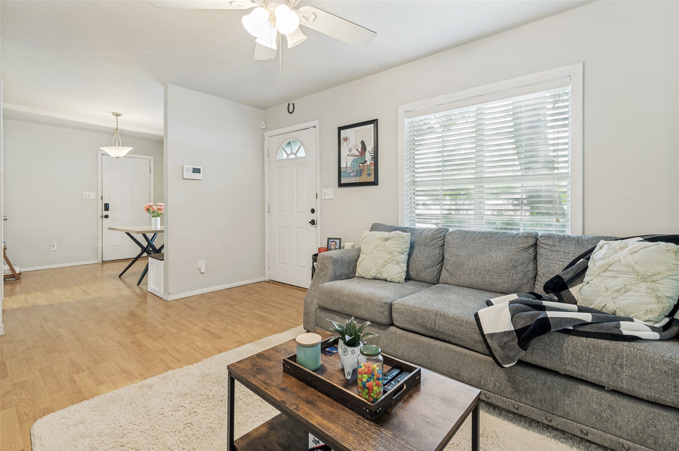 2418 W 5th Street Irving TX 75060
