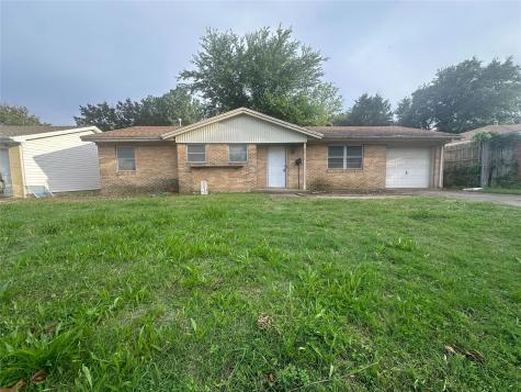 2814 Yale Street Irving TX 75061