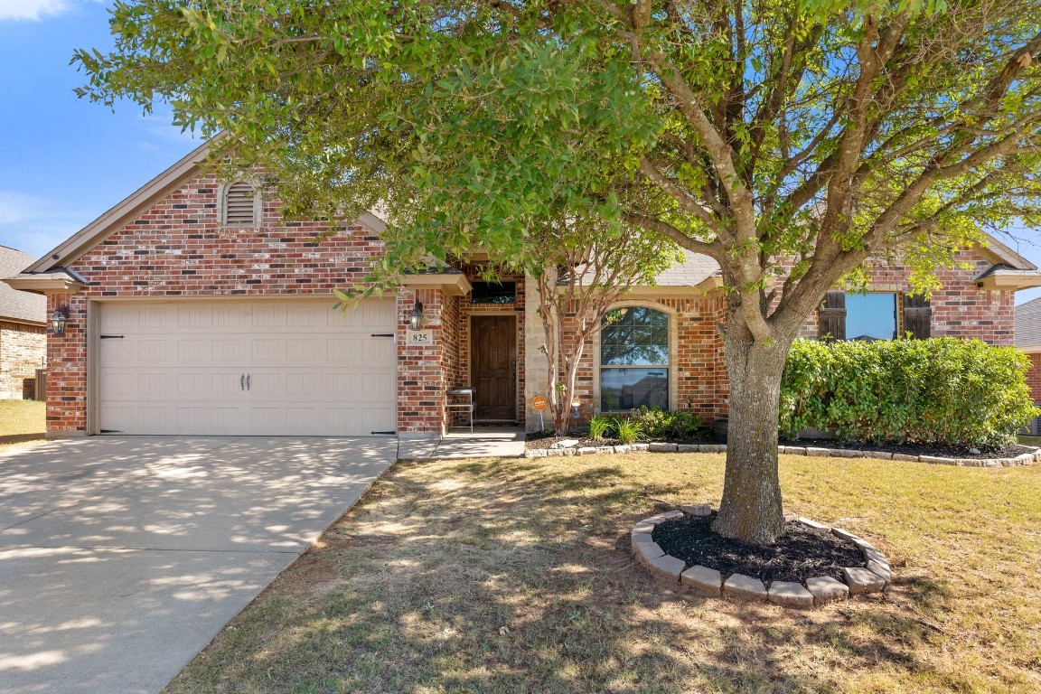 825 Soapberry Drive Weatherford TX 76086