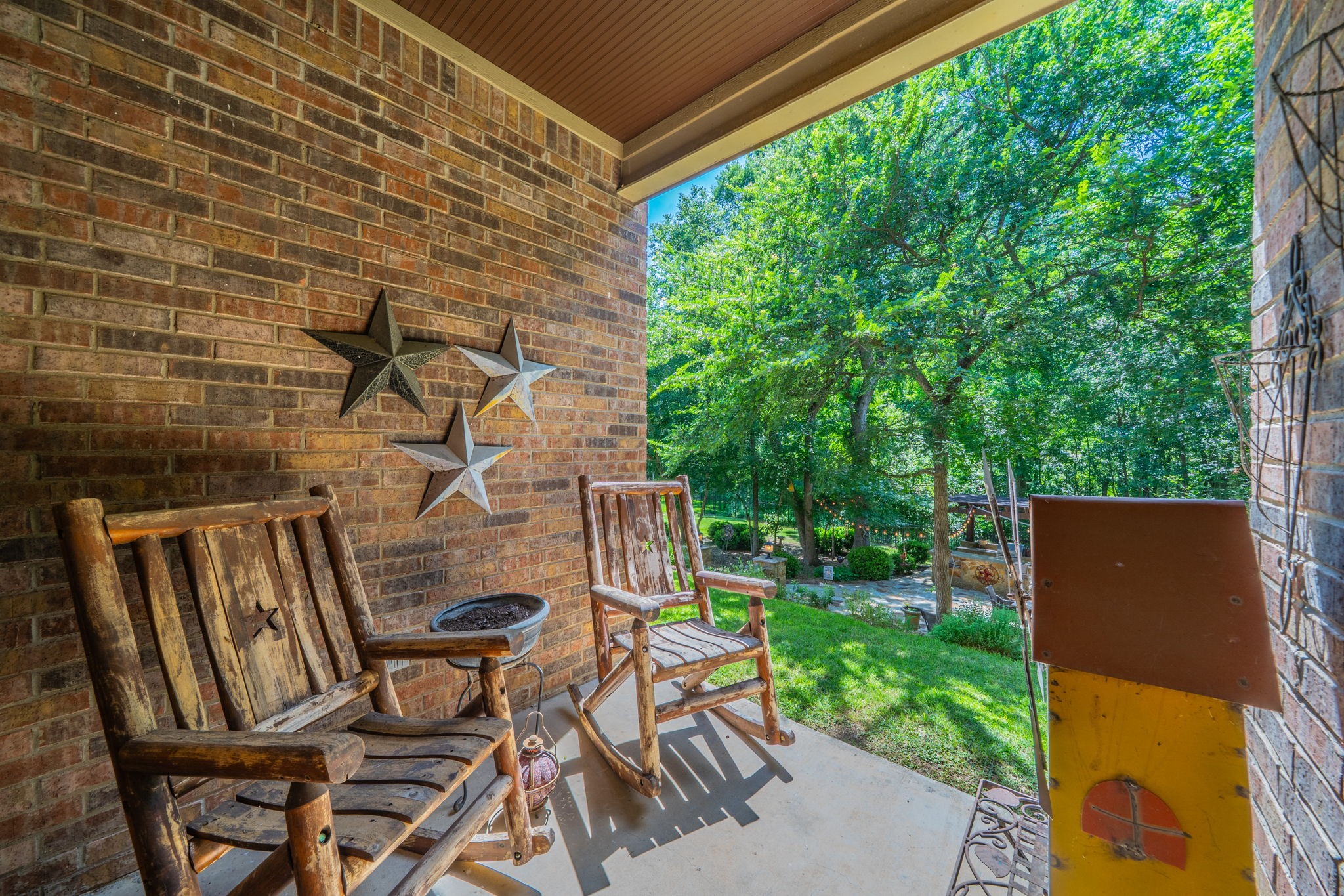 1811 Magic Valley Lane Cedar Hill TX 75104