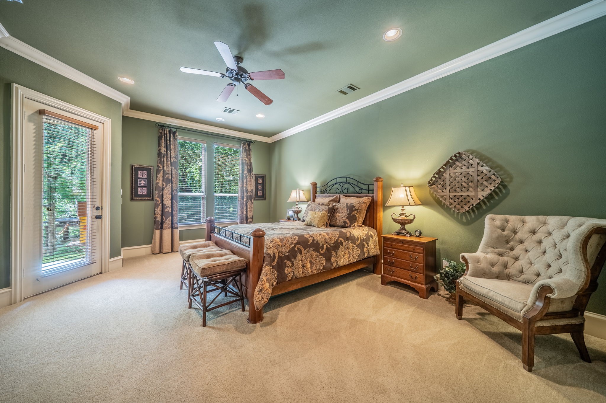 1811 Magic Valley Lane Cedar Hill TX 75104